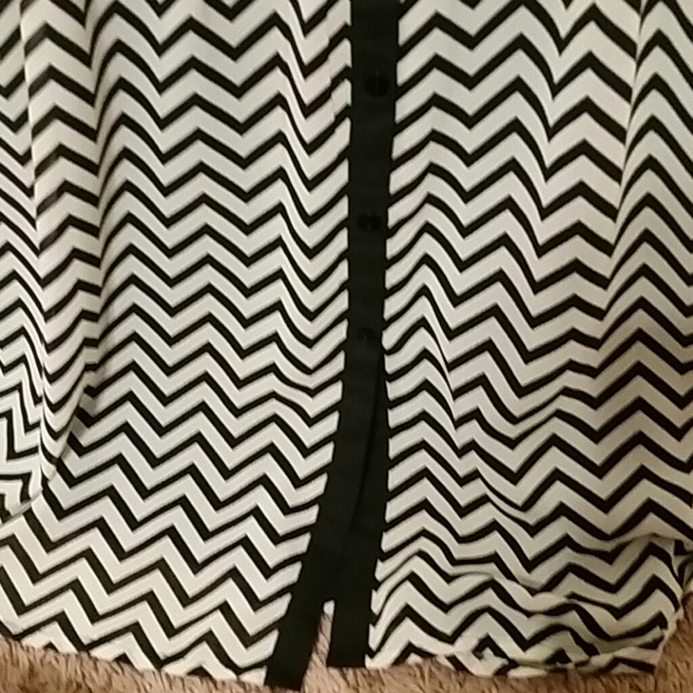 Chevron Dress - Picture 3 of 4